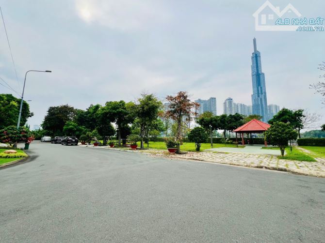 Bán Nhà 1 Trệt 2 Lầu-Khu Compound Ven Sông Trần Não,Quận 2 DT:(6,8mx18,5m)-Giá 40 Tỷ TL - 4