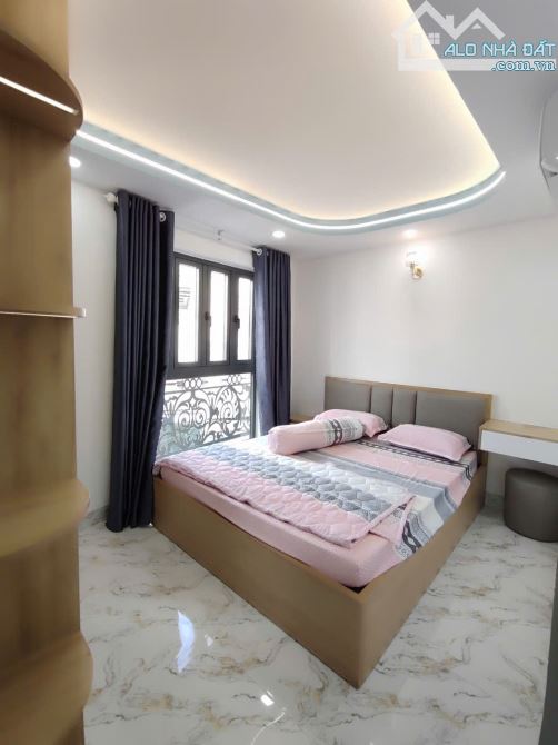 Ô TÔ ĐỖ CỬA, NHÀ MỚI 4 Tầng 4PN 32m2 (4 x 8 ), P1 Gò Vấp, giá 7.38ty TL - 4