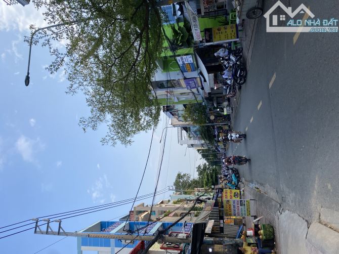 Bán nhà mặt tiền Bông Sao, sang trong, nhộn nhịp. Tiện ích. - 4