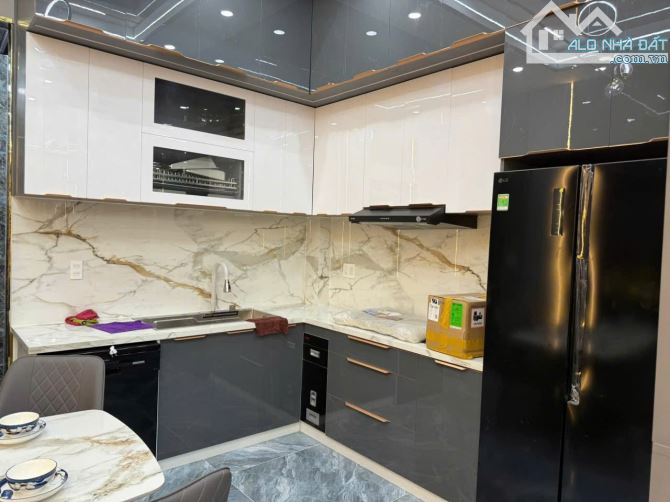 Bán nhà phố cao cấp khu Thesun Đào Tông Nguyên, NB, DT 4 x13,5m, 3 lầu, St. Giá 7,29 tỷ - 4