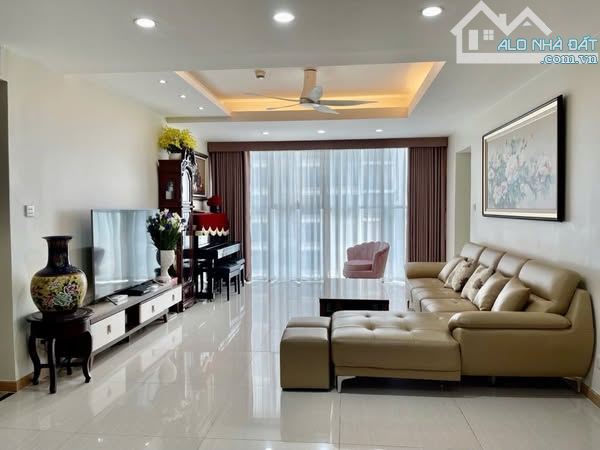 Giảm 300tr - bán căn góc 173m2 - 4PN- Thăng Long number one- full đồ- có sổ đỏ- nhỉnh 15tỷ - 4