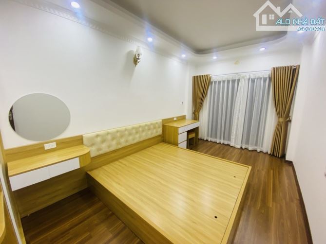Bán nhà đường Trương Định: 40m² – 4 tầng chắc chắn, gần phố, giá chỉ 7 tỷ - 4