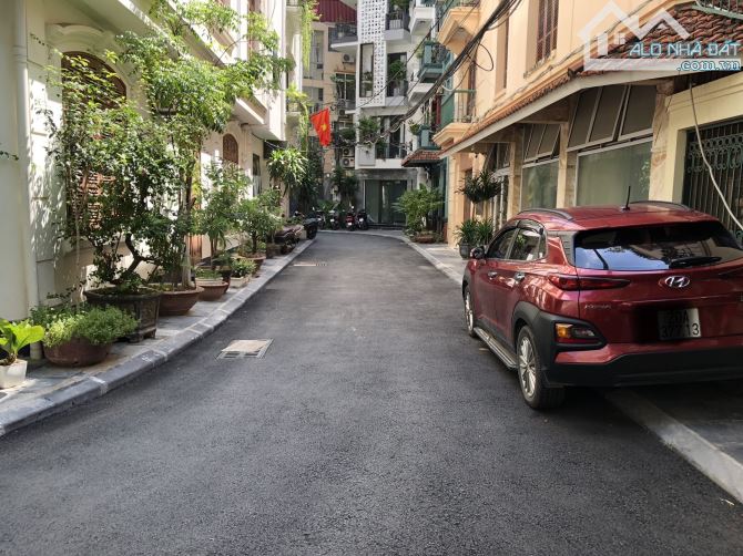 hiếm 20m ra phố oto đỗ cửa nhà đẹp 5 tầng full nội thất cực kì tâm huyết + tầng hầm - 4