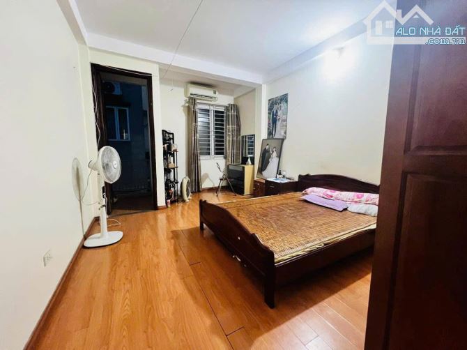 Bán nhà Phạm Văn Đồng - Bắc Từ Liêm - Nhà mới 4 tầng - 52m - An ninh cực tốt - 4