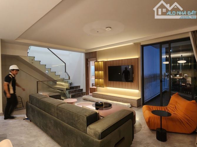 Nhà ở phố Thương mại vị trí đẹp, thoáng mát, mặt tiền đường rộng lớn - 4