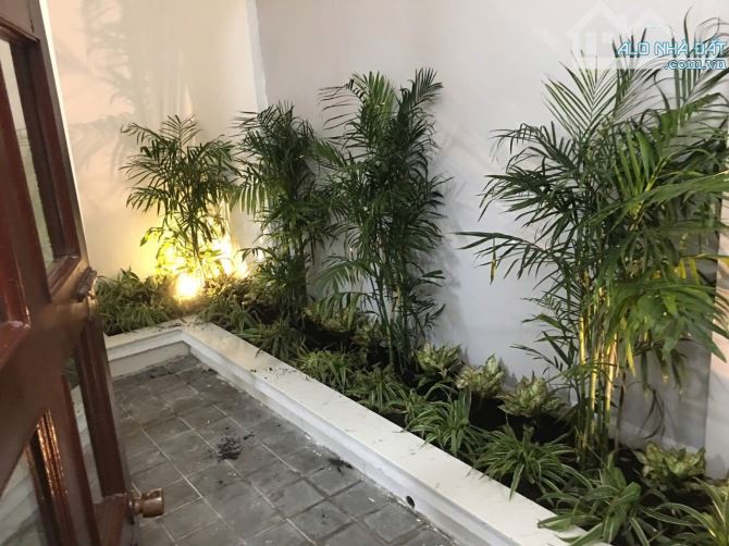BÁN BIỆT THỰ  NGUYỄN VĂN TRỖI – 8x28M – CN 209M2 – 1 TRỆT 1 LẦU ST – GIÁ 52 TỶ TL - 4