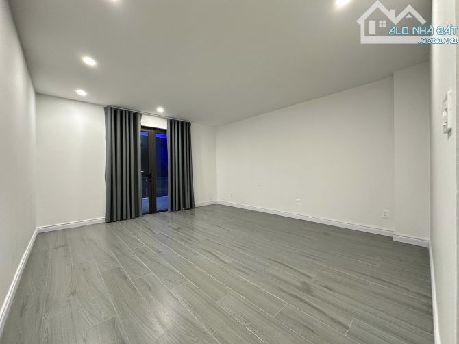 Nhà riêng đường Tây Tựu, Bắc Từ Liêm, 2,35 tỷ, 100m2, 3PN khách bếp, cho thuê 12tr - 4