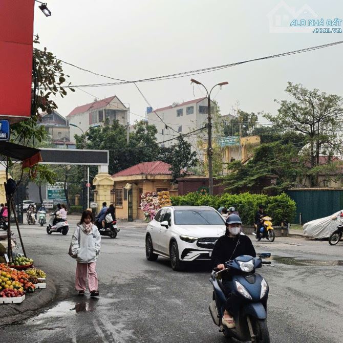 Ngô Xuân Quảng / Đất 62m, 4m tiền, 6.7 tỷ/ Ô tô vào, Gần Phố, Trung tâm Trâu Quỳ - 4