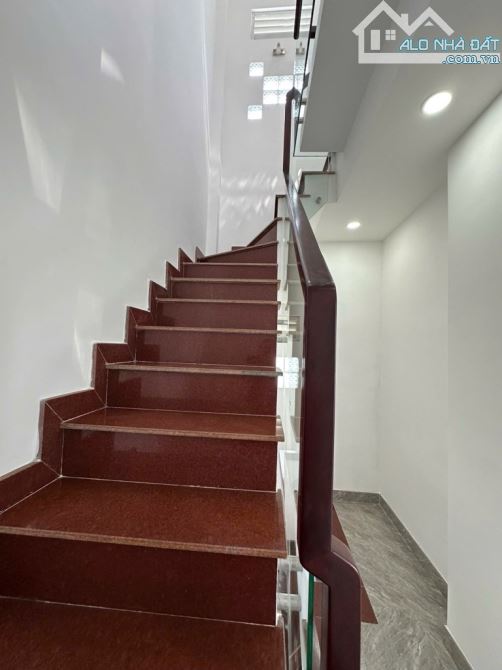NHÀ 37m² GÒ VẤP - 3 TẦNG HẺM 6M - LÊ QUANG ĐỊNH - 7 TỶ - 4