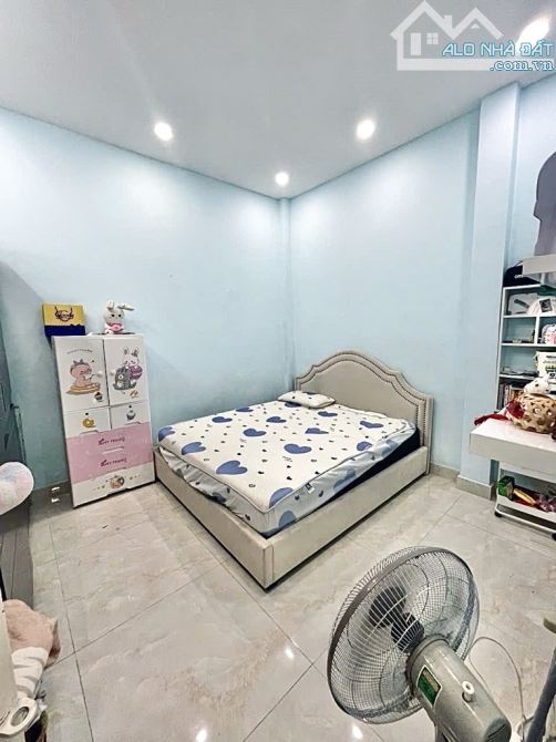 Hẻm ô tô thông 30m ra trường chinh,tân thới nhất q12,4x21,2T chỉ 5.5ty - 4