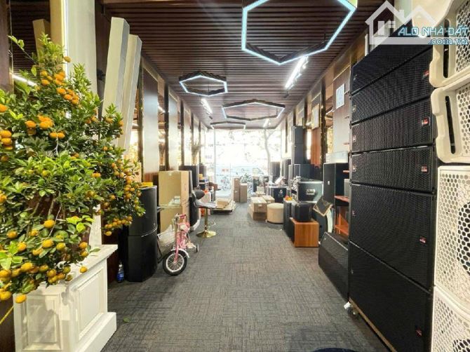 BÁN NHÀ MP ĐẠI LA - VỈA HÈ RỘNG - KD ĐẲNG CẤP - 2 THOÁNG TRƯỚC SAU - DOANH THU 1 TỶ/ NĂM - 4