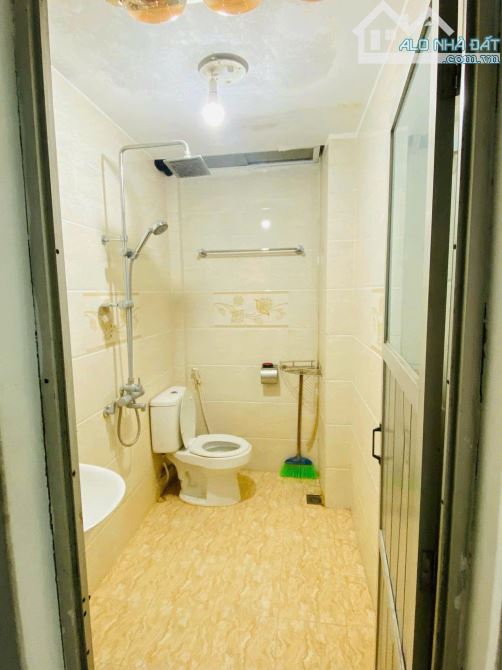📢 NGUYỄN CHÍ THANH - ĐỐNG ĐA. DIỆN TÍCH 40M. 4 TẦNG. MẶT TIỀN 3.6M. GIÁ HƠN 15 TỶ CÒN TL. - 4