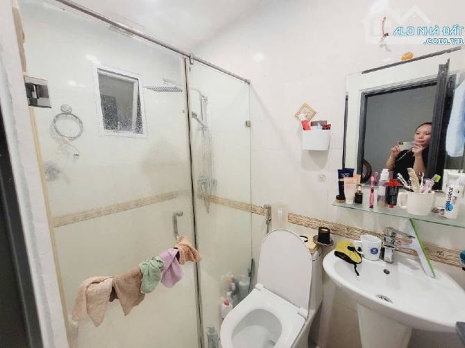 NHÀ P/LÔ-THÁI HÀ-ĐỐNG ĐA- 5 TẦNG-DT 38M2 - MẶT NGÕ -GIÁ CHỈ 15.5 TỶ. - 4