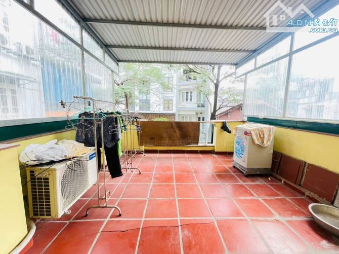 MẶT PHỐ SÀI ĐỒNG_VỈA HÈ_KINH DOANH ĐẲNG CẤP_TIỆN ÍCH BẠT NGÀN_GIAO THÔNG THUẬN TIỆN. - 4