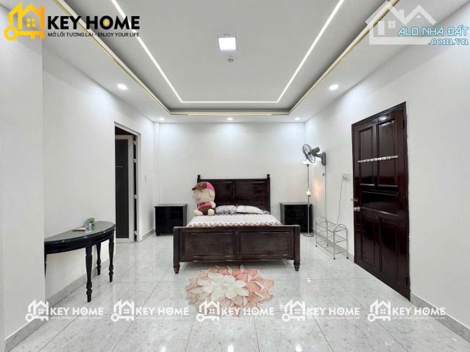 GẤP BÁN CĂN HỘ DỊCH VỤ 8 PHÒNG FULL NỘI THẤT – GẦN 120M² – - 4