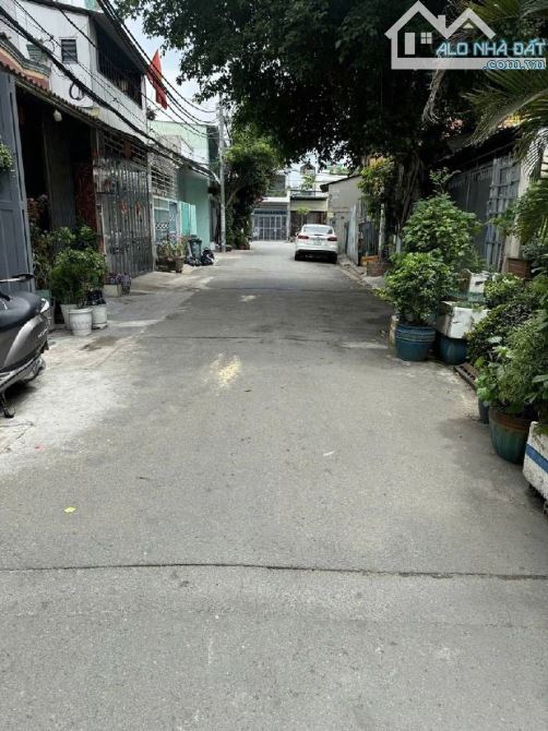NHÀ ĐẸP GIÁ TỐT NGAY HƯƠNG LỘ 2, 2 TẦNG, 64M2, 3PN, ĐƯỜNG 8M THÔNG, GIÁ CHỈ  5.X TỶ - 4