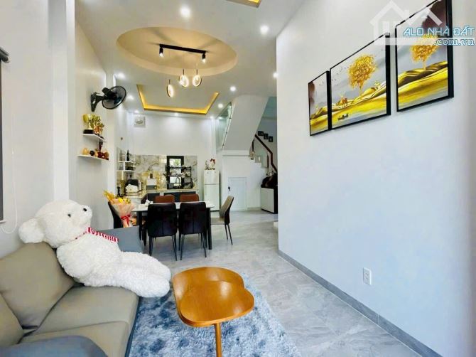 Bán nhà 1 trệt 1 lầu nhánh đường 27/4 Phước Hưng Bà Rịa, DT:118m2 - Giá bán: 4 tỷ 850triệu - 4