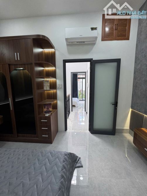 Nhà mới ô tô đậu cửa, gần ACB bank Phan Huy Ích, 4.75 tỷ - 4