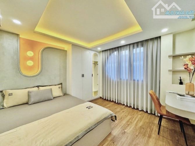 Nhà Cầu Giấy 8 tầng gần mặt phố gara ô tô - thang máy - phân lô - nội thất siêu đẹp - 4