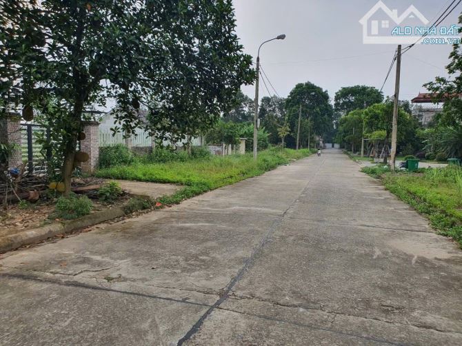 Bán lô đất 2 mặt tiền DT 580m2 tại khu B Đồng Mô Ba Vì, gần ga cuối tuyến Metro số 5 - 4