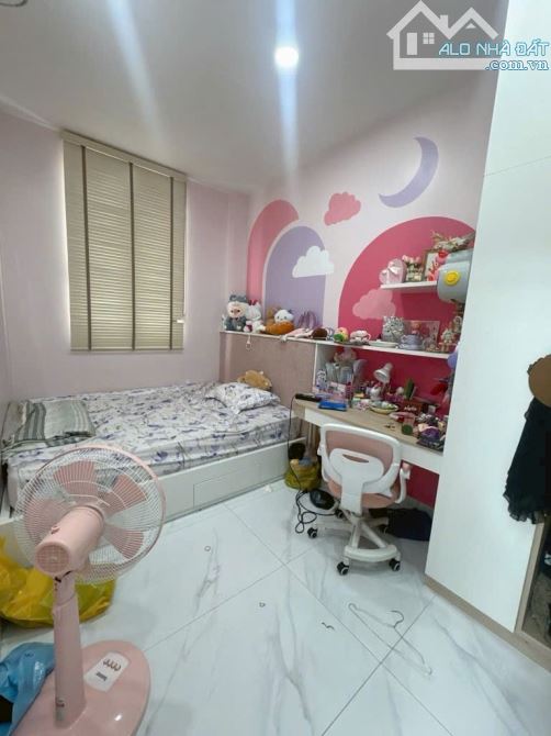 NHÀ CĂN GÓC 2 MẶT HẺM XE HƠI CÁCH MẠNG THÁNG TÁM 56M2, NGANG 4.8M, 4 TẦNG 4PN CHỈ 15.x TỶ - 4