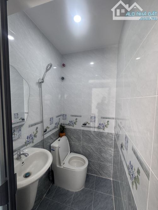 💥 NHÀ PHỐ GÒ VẤP: HẺM BA GÁC 2/ GIÁ NHỈNH 2Tỷ - DT 20.4 M2 - DƯƠNG QUẢNG HÀM - 4