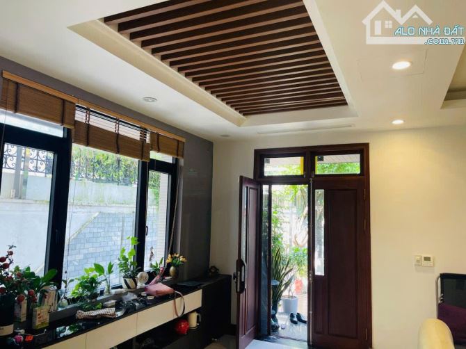 BIỆT THỰ VIP KĐT TÂY NAM LINH ĐÀM – 200M² – MẶT TIỀN 10M – 4 TẦNG –  69 TỶ - 4