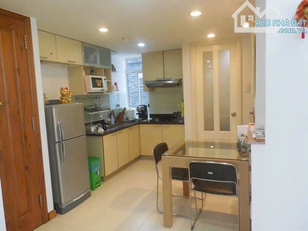 Bán nhà mặt  ngay Tiền Phan Đăng Lưu p2 Bình Thạnh .DT  4,5 X20  5 TẦNG GIÁ 30TY5  HDT 90 - 4