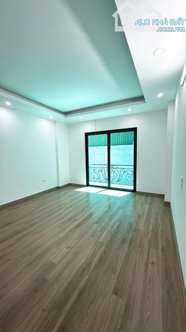 Bán Nhà Đê Trần Khát Chân 35M-5T,Sát Phố và Ô Tô tránh lô góc chỉ hơn 7 tỷ cực đẹp - 4