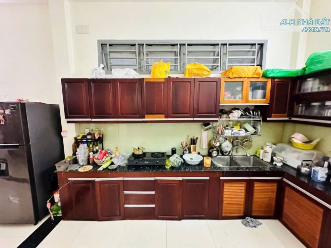 Bán nhà 1/.Lý Thường Kiệt,F1,Gò Vấp,Hồ Chí Minh. - ngang 7-15(103m2)3 tầng kiên cố. - 4