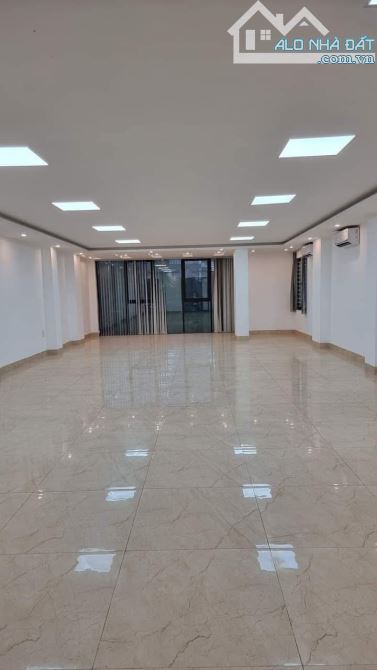 Bán Nhà Mặt phố Quan Hoa - 143m2 x MT 7m - 8 nổi 1 hầm - đầy đủ GPXD, PCCC, hoàn công. - 4