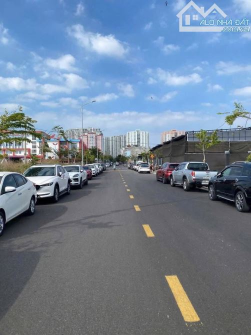 BÁN ĐẤT MẶT TIỀN ĐƯỜNG RỘNG HƠN 20m ĐÔ THỊ CHÍ LINH P10 GIÁ TỐT SỔ HỒNG CẦM TAY - 4