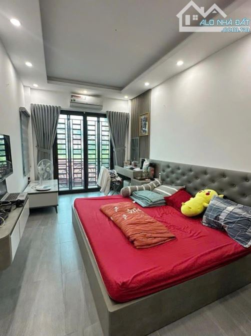 Cho thuê nhà nguyên căn ngõ 299 Hoàng Mai, 35m2 x 5 tầng, 4 ngủ, 4 wc 15 triệu/tháng - 4
