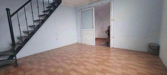 Cho thuê nhà riêng ngõ 70 Trương Định, Thịnh Liệt, Hoàng Mai. DT 25m x 4 tầng, giá 8tr - 4