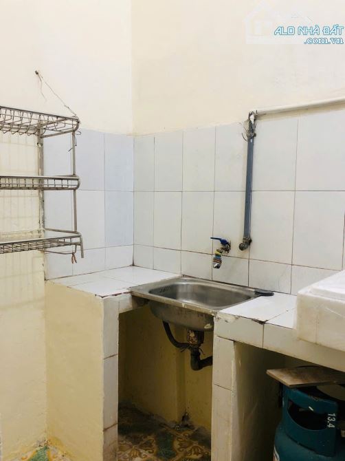 Cho thuê nhà nguyên căn ngõ 55 Hoàng Hoa Thám , Ngọc Hà , Ba Đình 26m2 x 3 tầng 6tr5 - 4