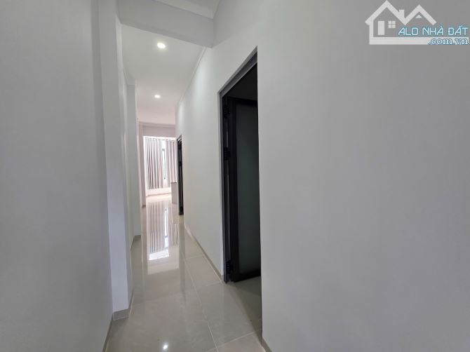 HẠ GIÁ BÁN GẤP!!!  NHÀ MỚI 3 LẦU MẶT TIỀN HÙNG VƯƠNG - 5TỶ 650 - 4