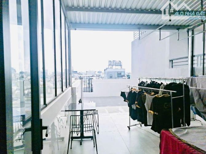 BÁN CHDV TẶNG NỘI THẤT 20 TỶ - KHU BÀU CÁT II - 130m2 (6x22), 4 TẦNG ~110TR/TH - 5