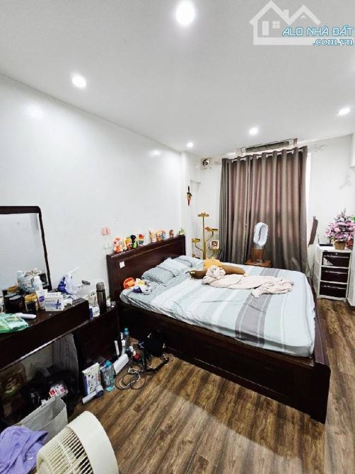 Nhà Văn Tiến Dũng, Bắc Từ Liêm 4 tầng 37m2 gần ô tô ngõ thông - đường 32, quận uỷ - chủ cầ - 5