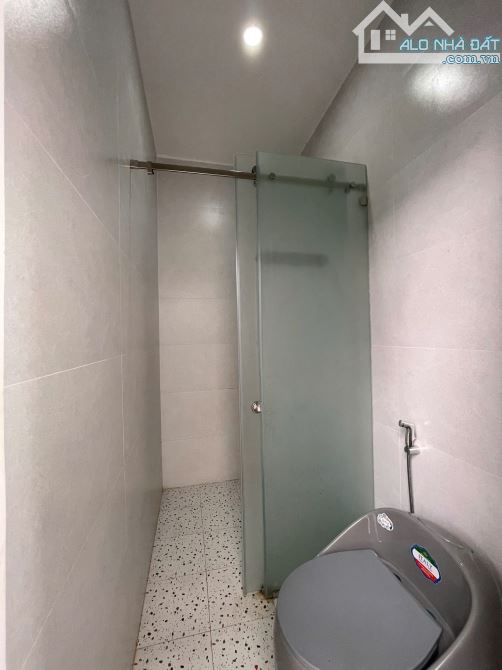 💢 Căn nhà 2 tầng hẻm Trần Phú - - 5