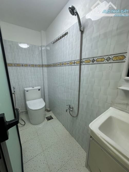(Q8) NHÀ BÁN 1SẸC - ÂU DƯƠNG LÂN - (2m8x14m) - SHR HOÀN CÔNG ĐỦ - ZÁ SIÊU MỀN - 5