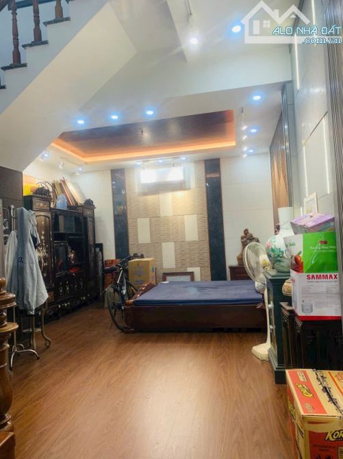 🏠 TRỤC CHÍNH ĐƯỜNG BÀ TRIỆU NHÀ 2 TẦNG ĐẸP – VỊ TRÍ ĐẮC ĐỊA – TIỀM NĂNG CAO 💰 - 5