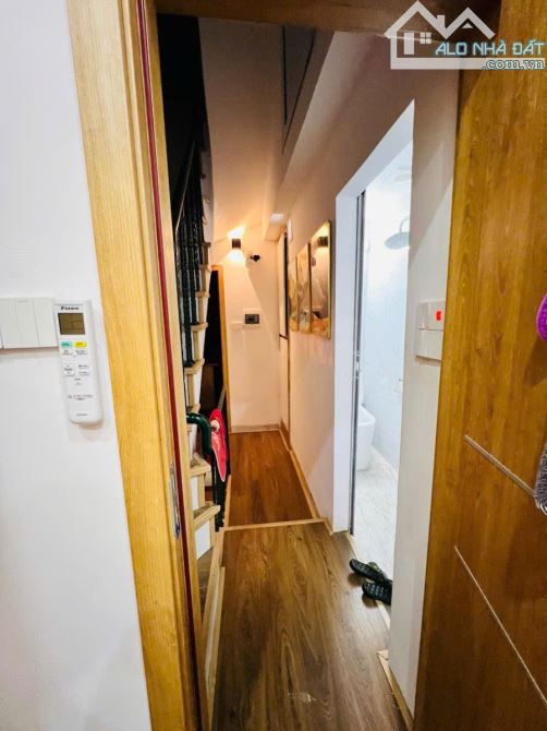 Bán nhà Nguyễn Đình Chiểu – Hai Bà Trưng, 20/35m², 5 tầng, giá 8.5 tỷ – Lô góc 3 mặt ngõ - 5