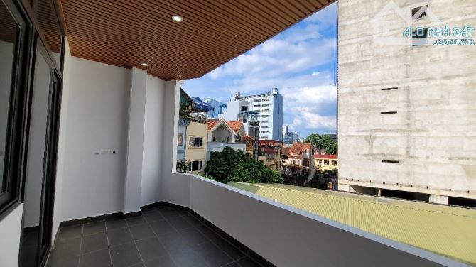 Bán Nhà Mới Tinh 37m2- 5T- Nguyễn Thị Định- Trung Hoà- 20m ra phố- sổ vuông - Nhỉnh 14 tỷ - 5