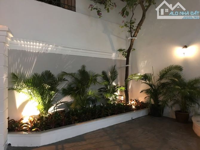 BÁN BIỆT THỰ  NGUYỄN VĂN TRỖI – 8x28M – CN 209M2 – 1 TRỆT 1 LẦU ST – GIÁ 52 TỶ TL - 5