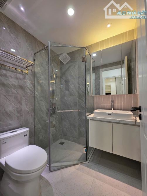 Căn hộ vị trí góc 3pn 2wc dt 89m2, nội thất cao cấp mới 100% chung cư sky garden quận 7 - 5