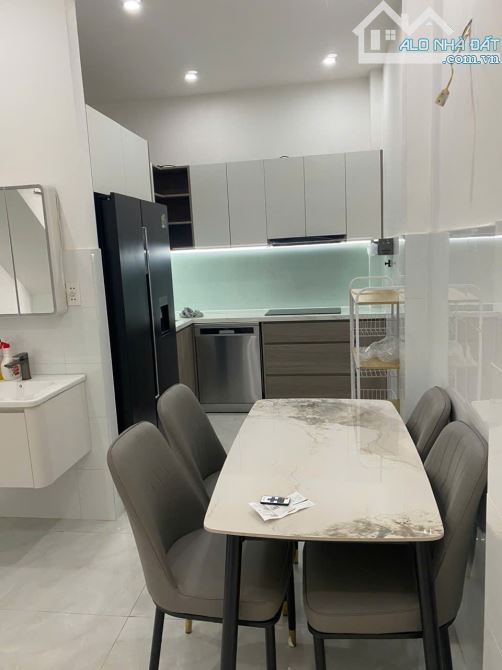 GẤP BÁN NHÀ 2LẦU DT 45M,CHỈ 3.1TỶ TL,HẺM XE HƠI THÔNG,FULL NỘI THẤT,PHƯỚC LONG A QUẬN 9 - 5