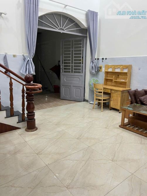 Bán nhà mới (5x22) 110m full nội thất oto ngủ trong nhà gần bờ bao sông SG sổ sẵn - 5