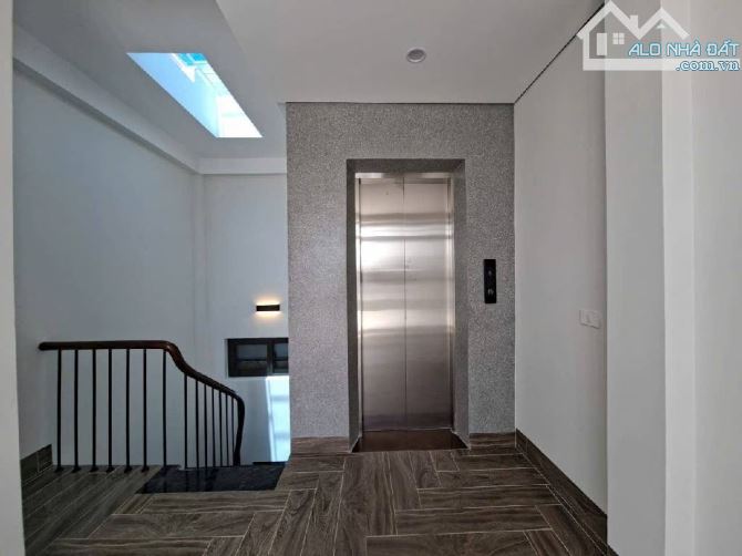 THẠCH BÀN 6TẦNG THANG MÁY -Ô TÔ NGỦ TRONG NHÀ -NỞ HẬU - VEIW HỒ ĐIỀU HOÀ - 5