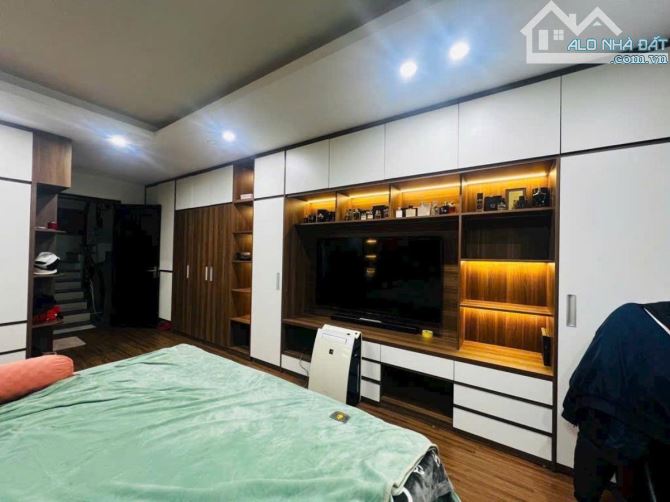 BÁN NHÀ MỚI ĐẸP KIM NGƯU 5 TẦNG KIÊN CỐ, Ô TÔ ĐỖ GẦN GIÁ CHỈ 10.9 TỶ - 5