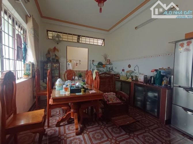 Bán nhà 4  tầng mặt tiền đường số 28 lê đức thọ phường 6 quận gò vấp, DT 90m² (4*23m) giá - 5